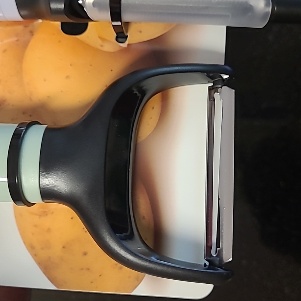 KitchenAid Peeler Set - Picture 4 of 7